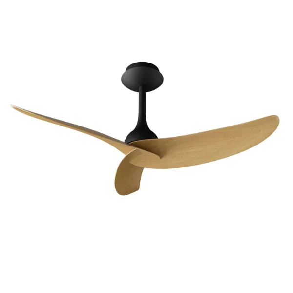 Ventilador de techo Ipanema III sin luz, con tres aspas y motor DC de 6 velocidades. Consumo de 4,5W a 32W, silencioso y de bajo consumo. Incluye dos tijas para ajuste de altura. Diámetro de 107 cm, ideal para estancias de 13 a 20 m².