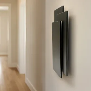 Aplique de Pared LED Orion en color blanco, negro o greige con tres temperaturas de color ajustables.