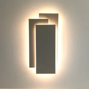 Aplique de Pared LED Orion en color blanco, negro o greige con tres temperaturas de color ajustables.